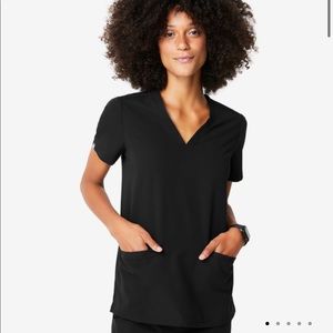 Small Figs Black scrub top